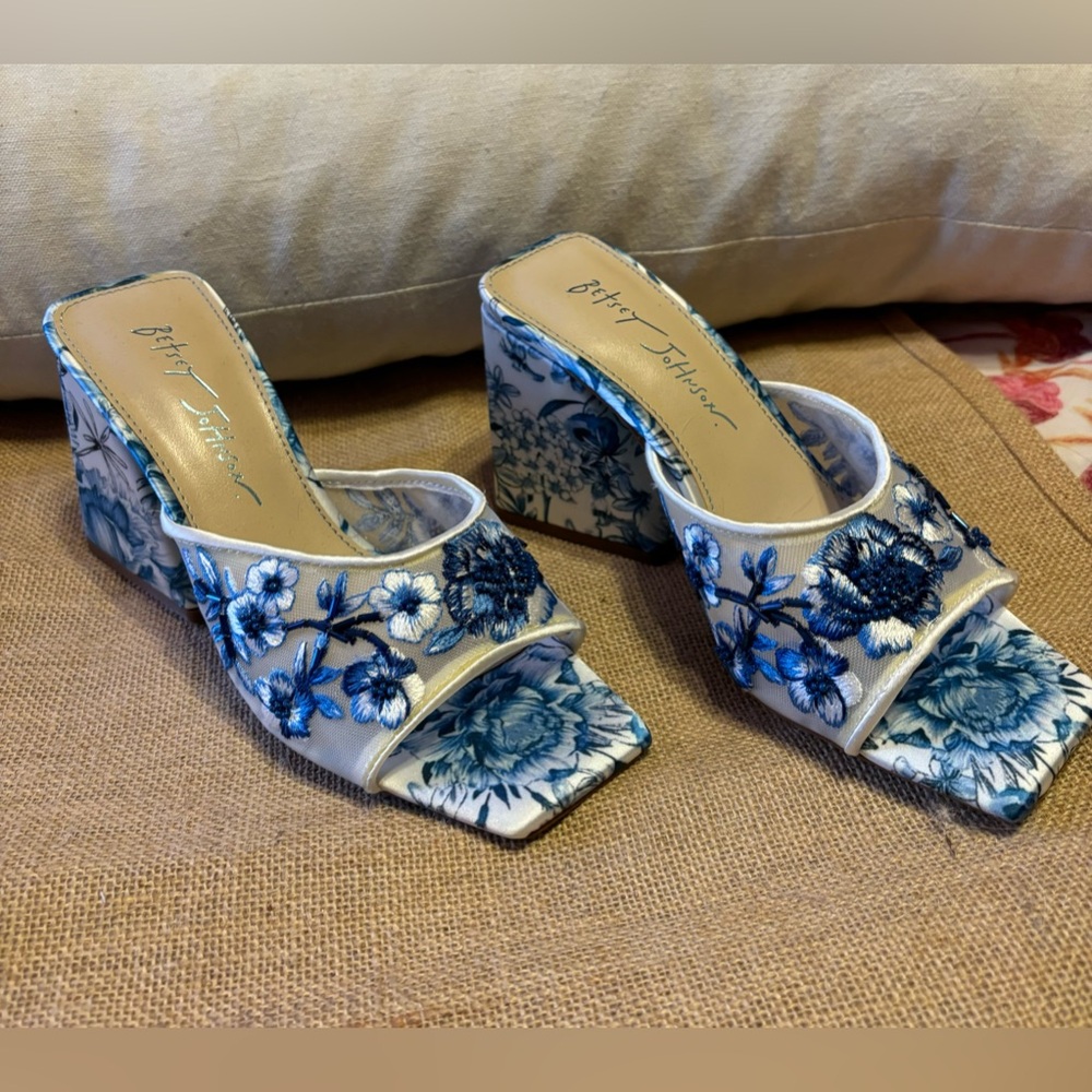 Betsy Johnson Block Heels